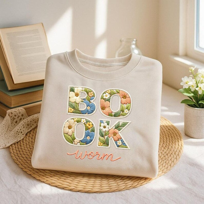 Bookworm Embroidery File